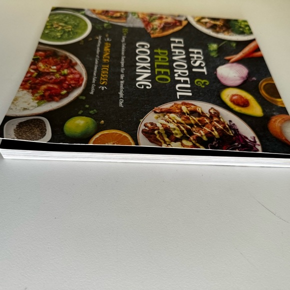 Paleo Cook book - Picture 3 of 3